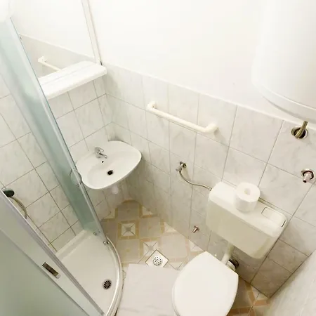Apartments Nika *